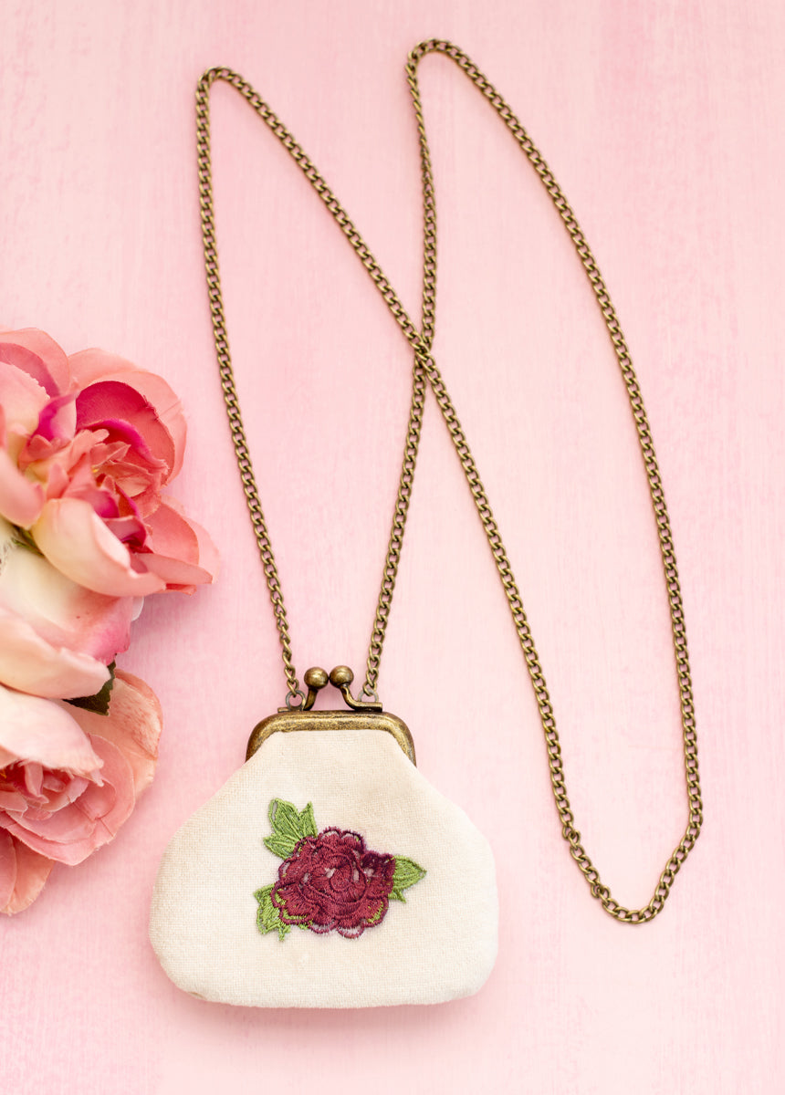 Deavaney Coin Purse in Cream Velvet-My Prom Time