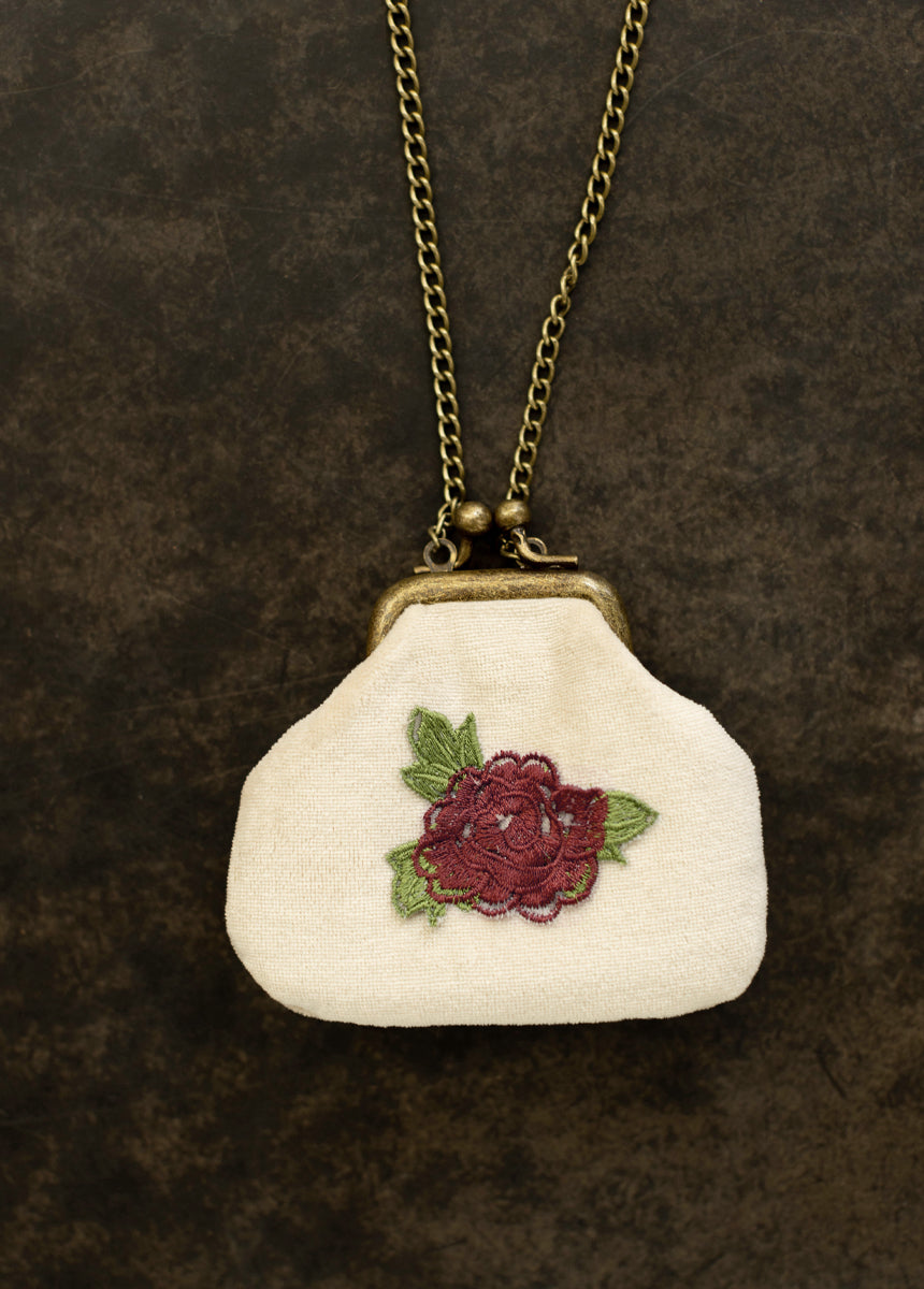 Deavaney Coin Purse in Cream Velvet-My Prom Time