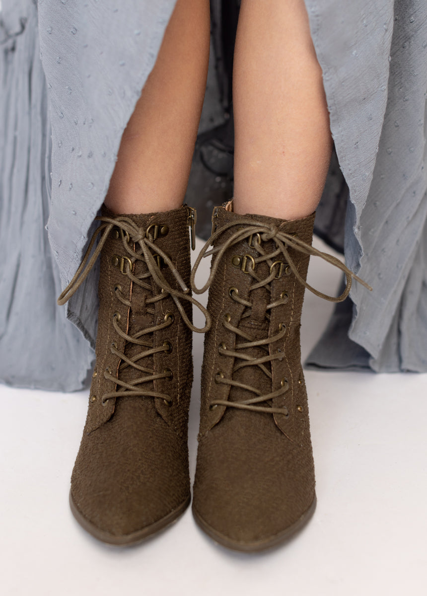 Eliza Boot in Brown-My Prom Time