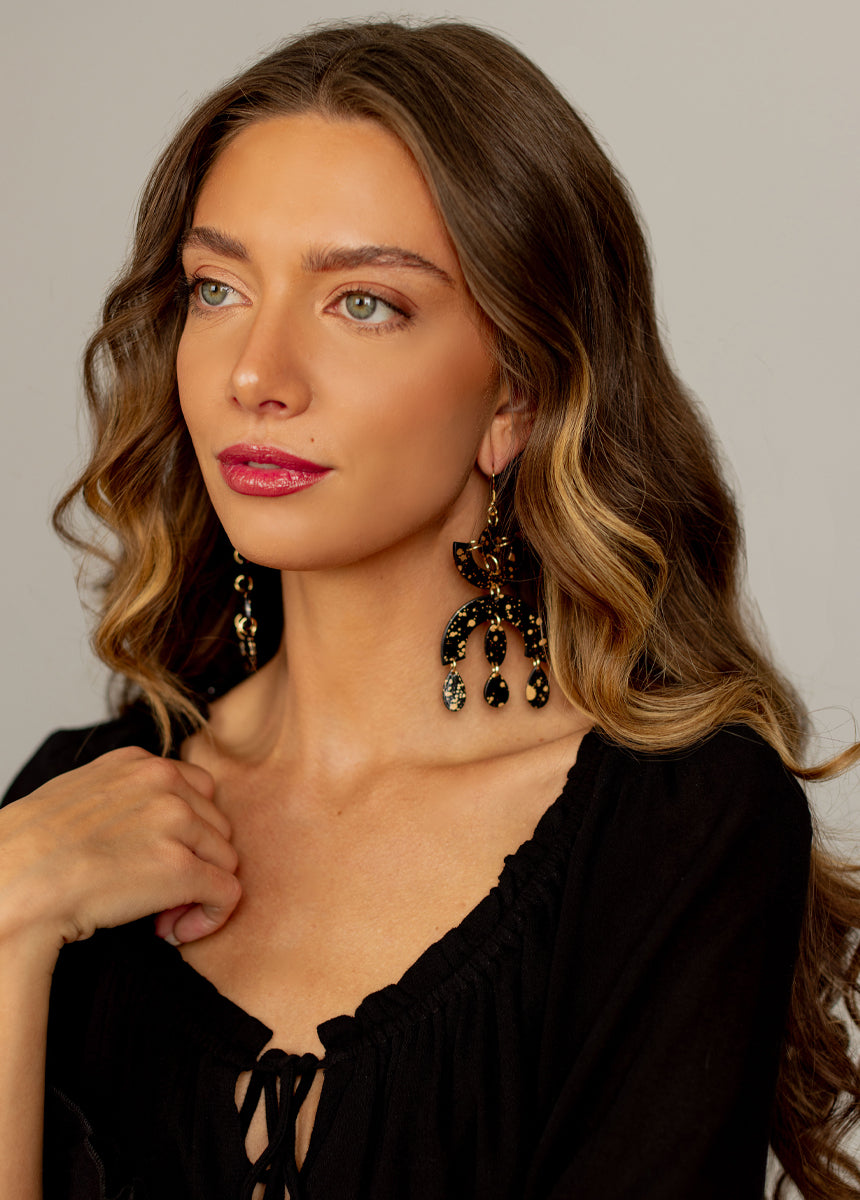 Eruda Earrings in Black-My Prom Time
