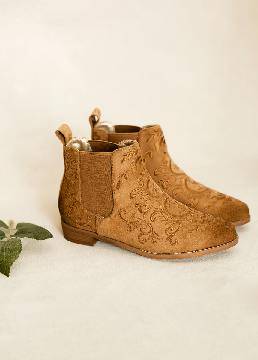 Chelsey Boot in Nutmeg-My Prom Time