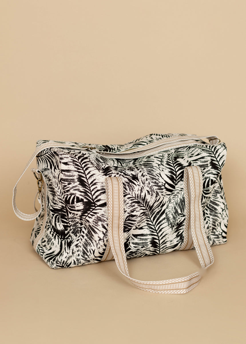 Annie Weekender Large in Black-My Prom Time