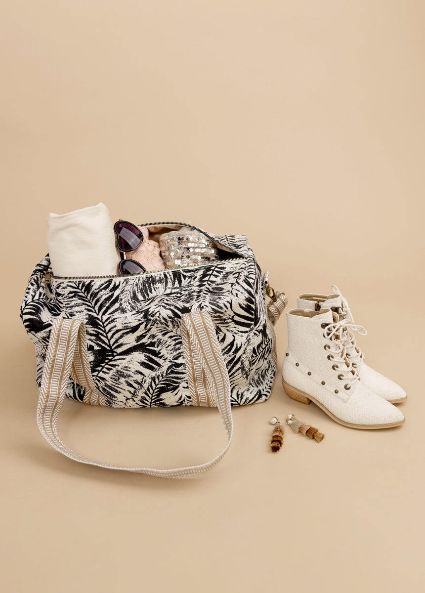 Annie Weekender Small in Black-My Prom Time