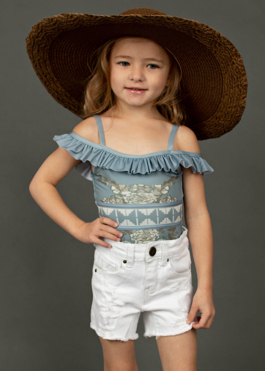 Marah Shorts in White-My Prom Time