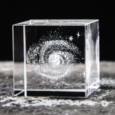 Crystal cube in-body carving ornaments