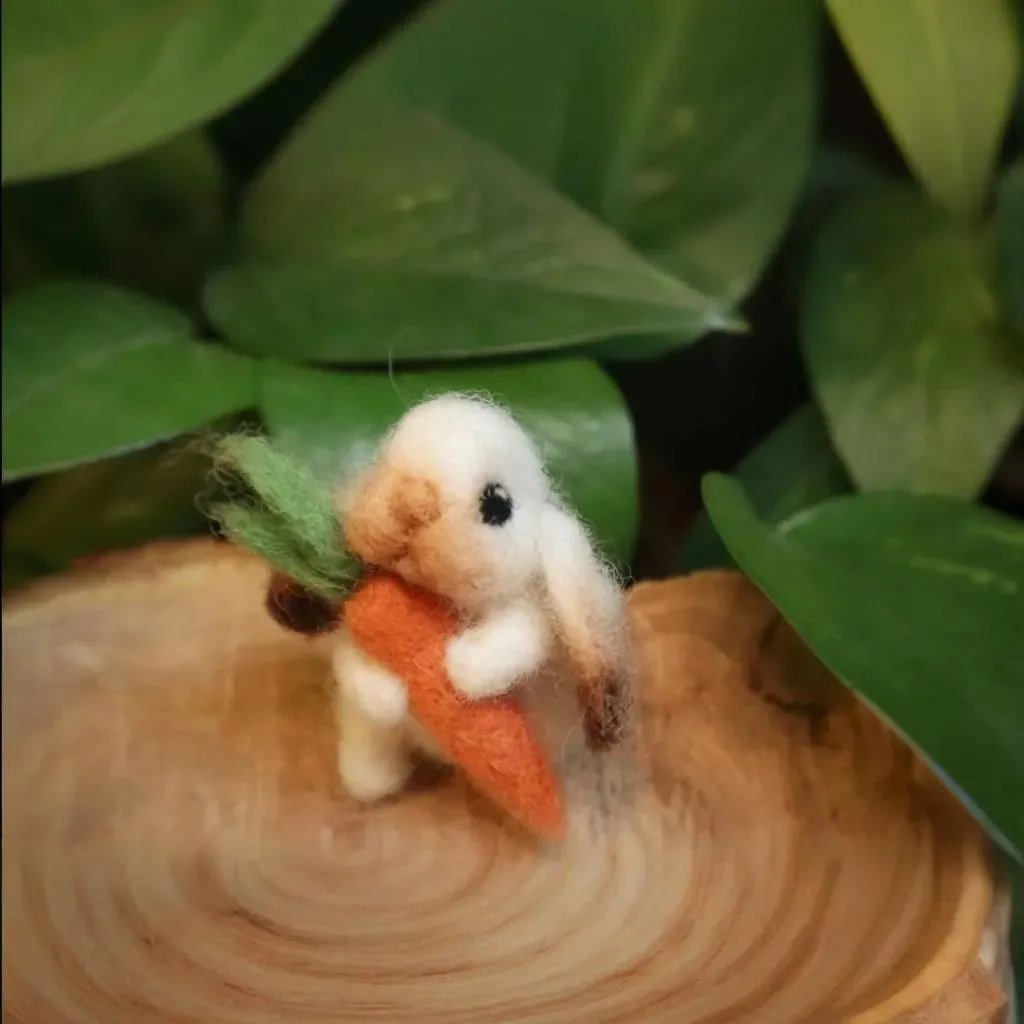 🐰🥕Felted Lop Eared Bunny With Carrot