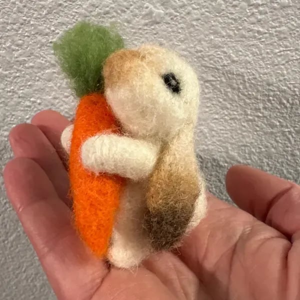 🐰🥕Felted Lop Eared Bunny With Carrot