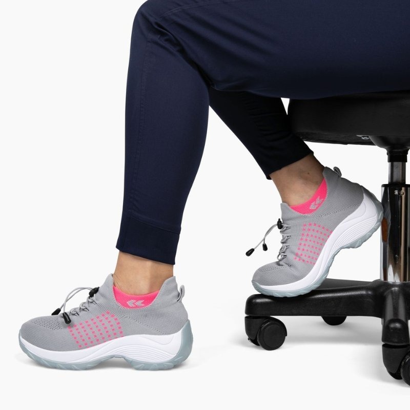 🎁Novoroční speciální nabídka - ušetřete 67 % - dámská ortopedická obuv s oporou klenby, takže nebudete cítit bolest nohou ani po dlouhém stání 🥳