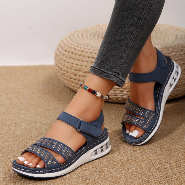 [🎁Dnes za poloviční cenu - Nenechte si to ujít] Letní klasické dámské ortopedické sandály s diamantovými cvočky pro tlumení nárazů - snižují tlak při chůzi 👞 Usnadňují chůzi