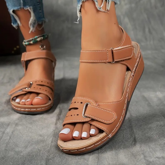 [🎁Dnes za poloviční cenu - nenechte si to ujít] Ergonomicky tvarované ortopedické sandály - bezbolestná chůze👞Zajišťují pohodlnější chůzi