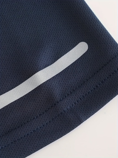 Men's Quick-Dry Sports T-Shirt with Reflective Strips, Moisture-Wicking