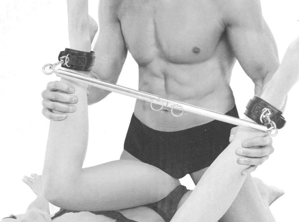 Expandable Spreader Bar Cuff Set