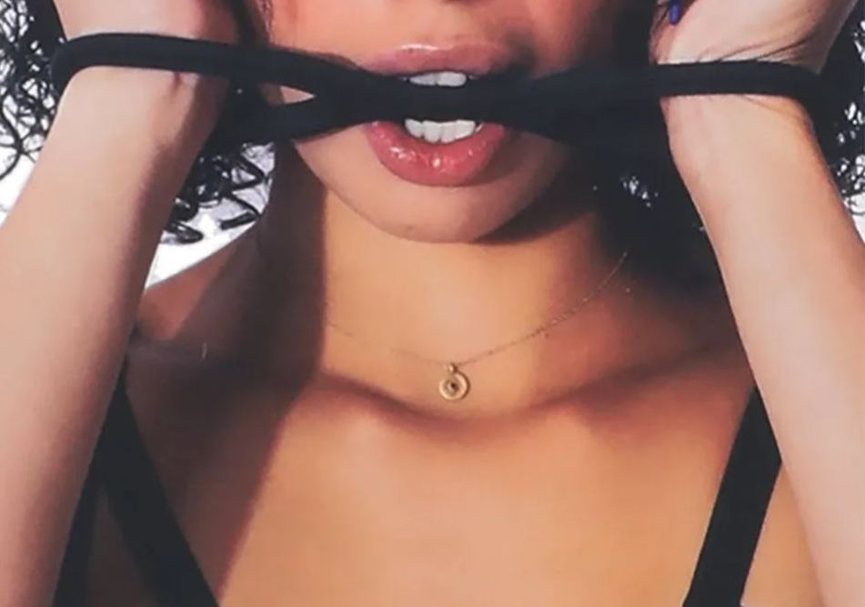 Merci Play Cuffs in Black