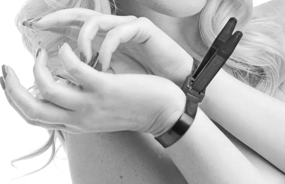 Master Series Misbehaved Black Zip Tie Set