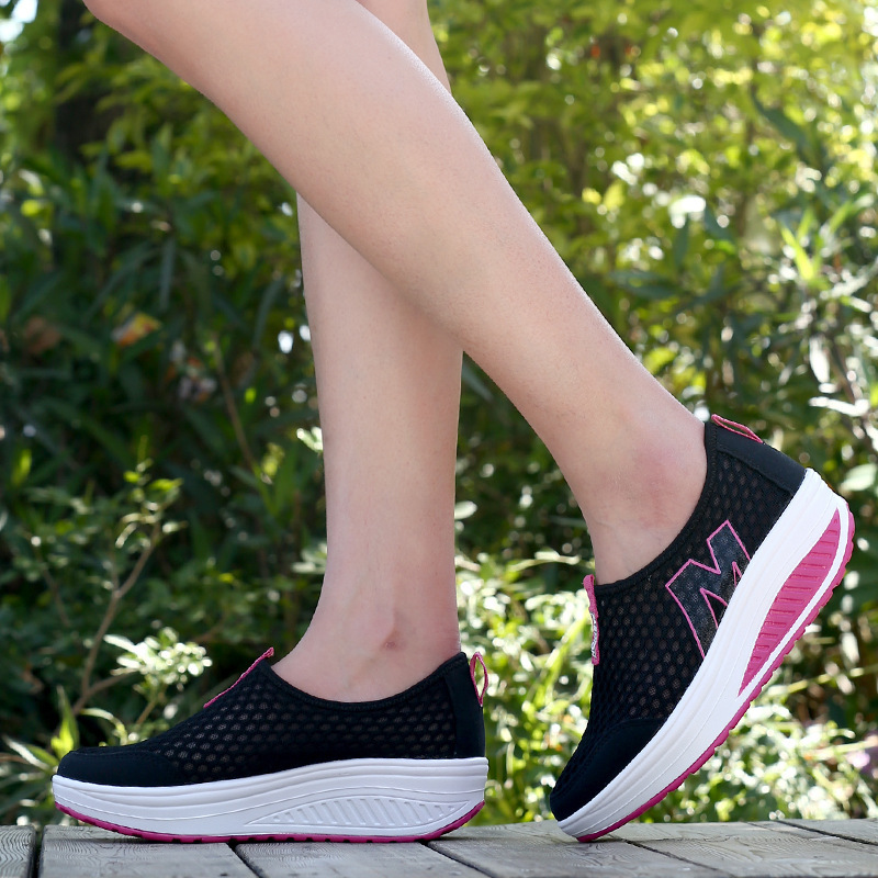 🔥Last Day Promotion 50% OFF - Women's Comfort Breathable Platform Orthopedic Walking Shoes