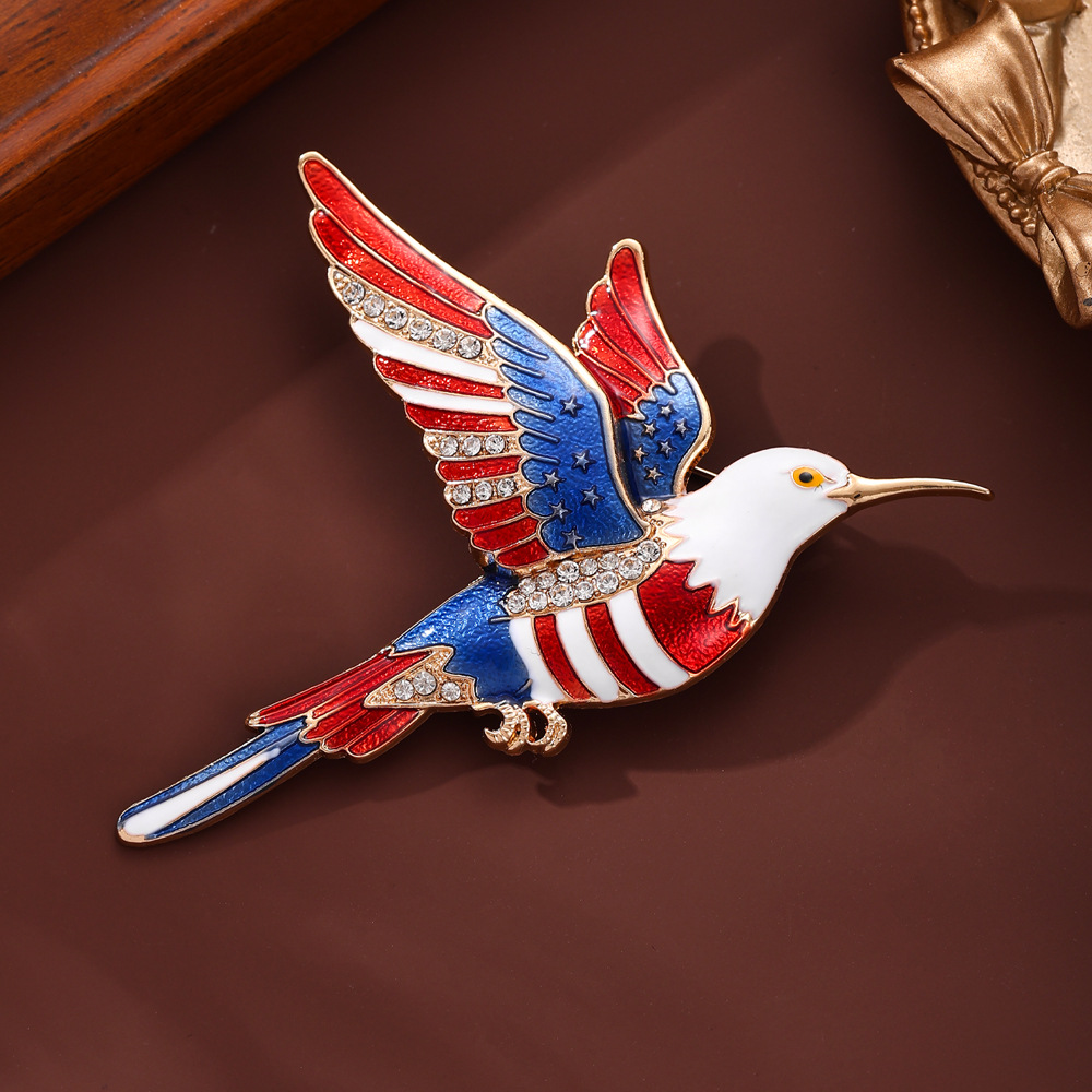 Honor History With The 250th Anniversary Pin