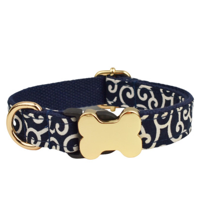 Customizable Bone Buckle Plaid Print Dog Collar - Personalized Engraving, Premium Comfort/Floral Scroll Element