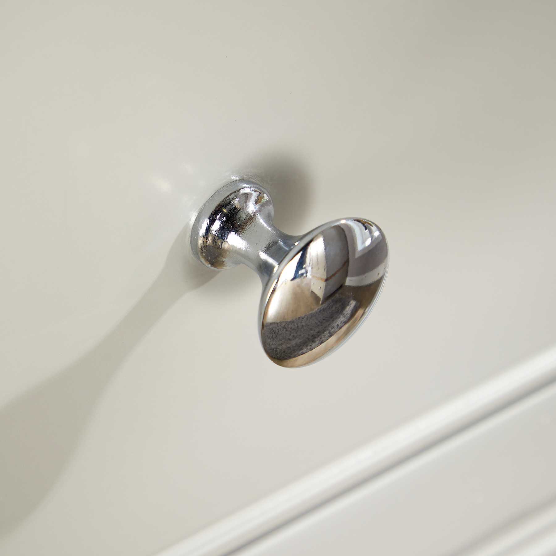 Easton Chest 5 Drawers