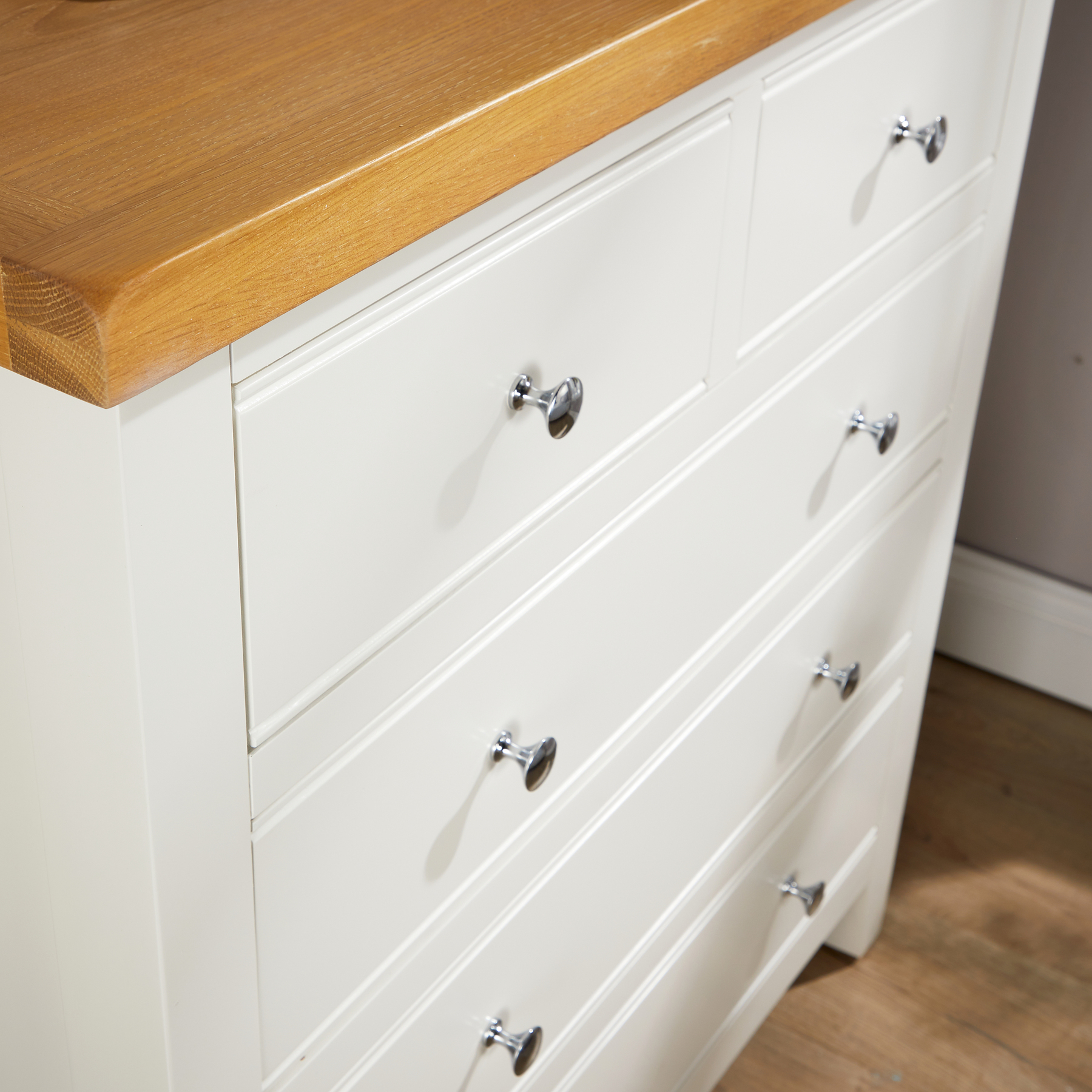 Easton Chest 5 Drawers