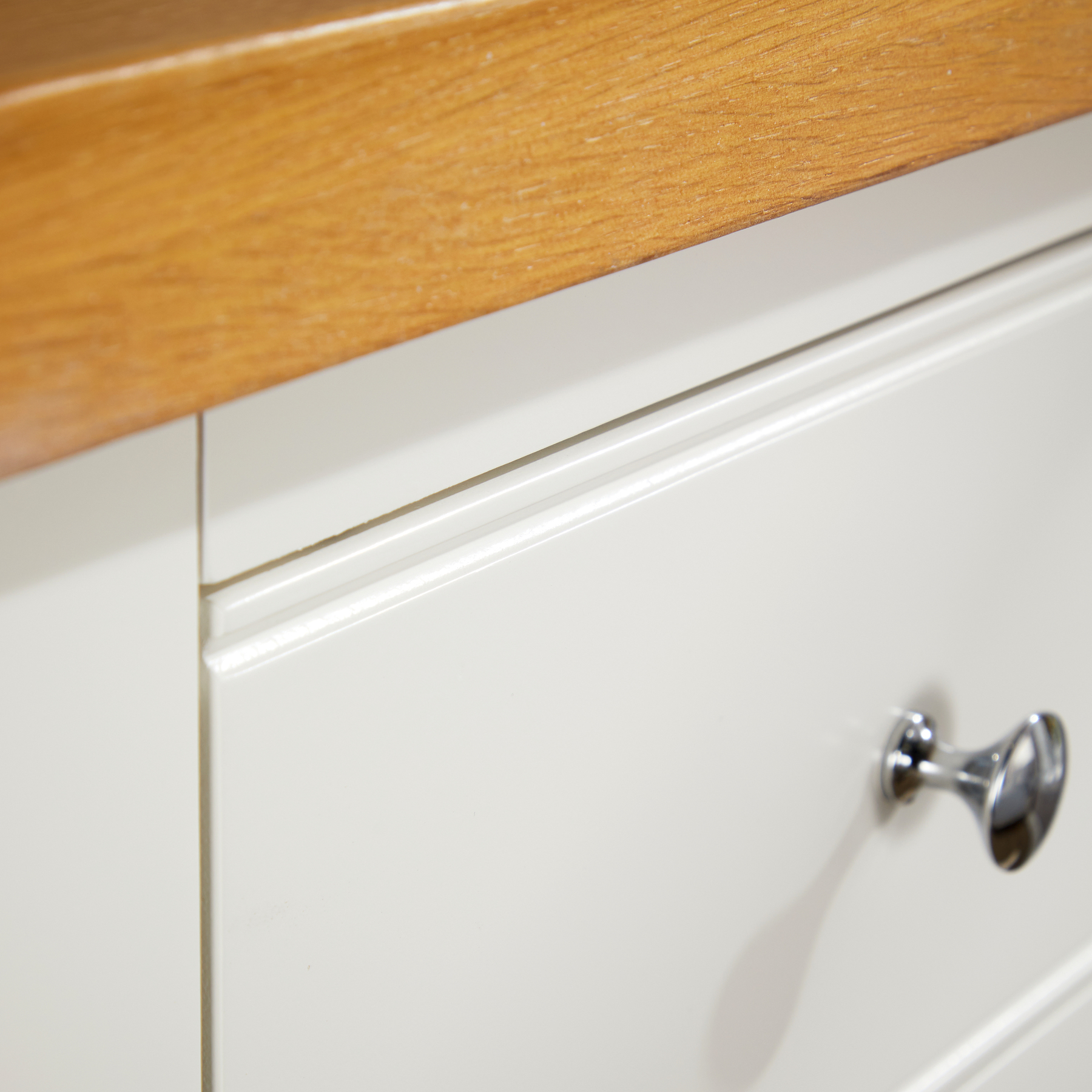 Easton Chest 5 Drawers