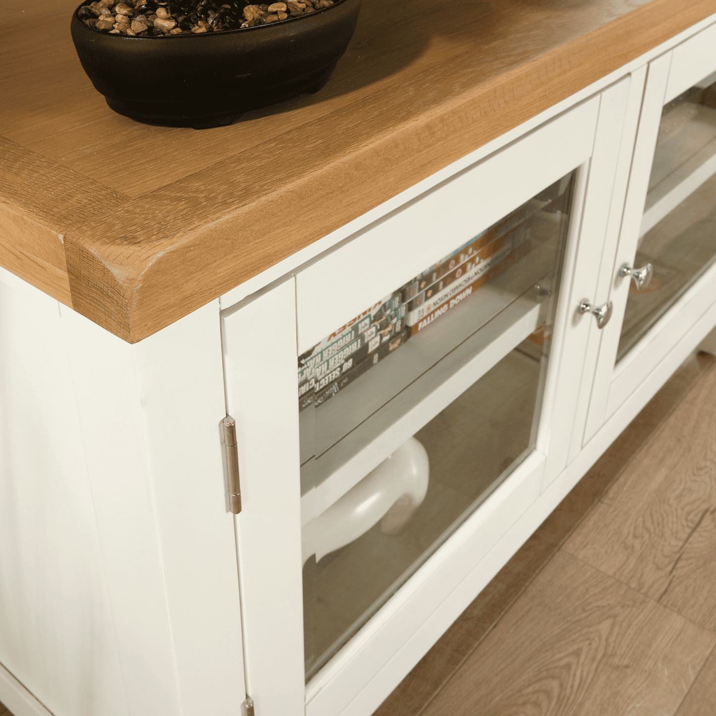 Easton White Std TV Unit