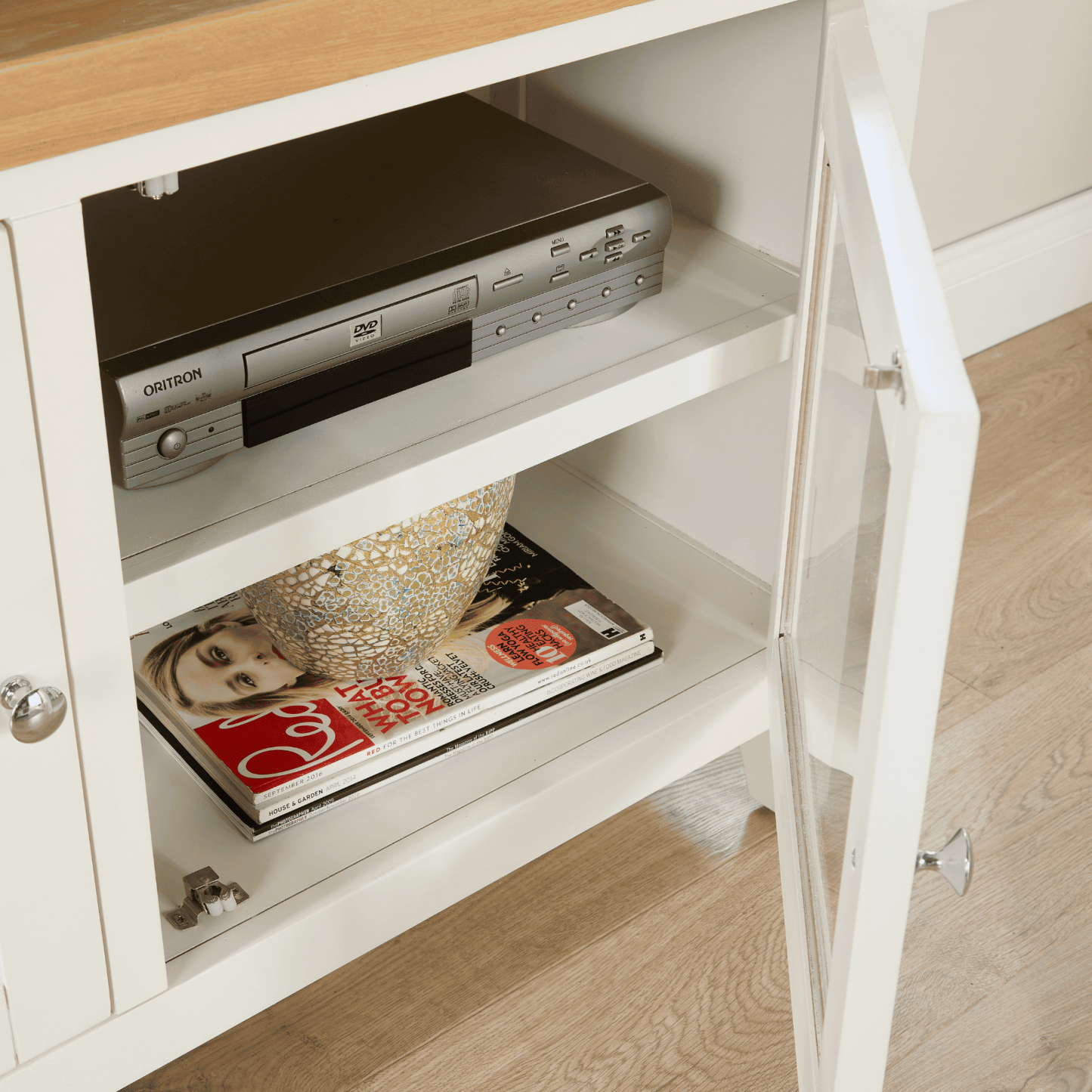 Easton White Std TV Unit