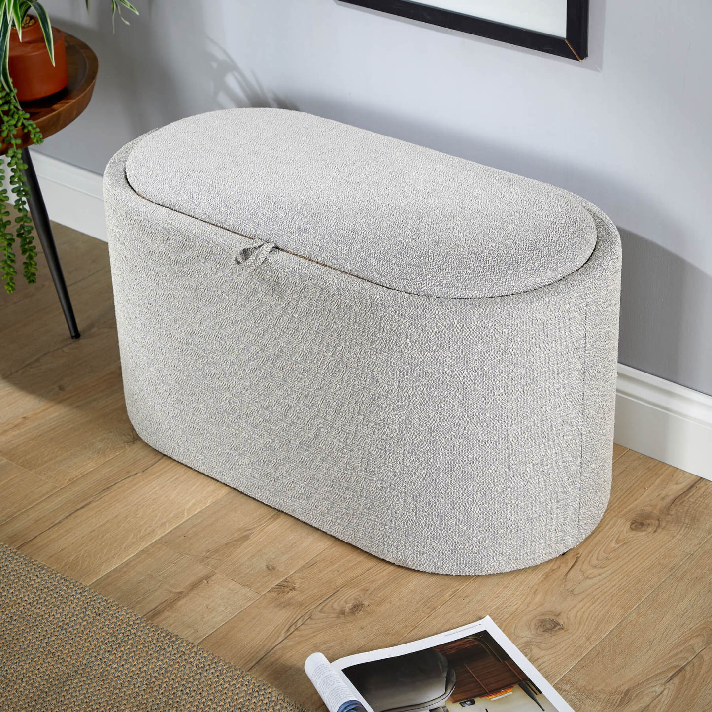Merida Ottoman with Tray