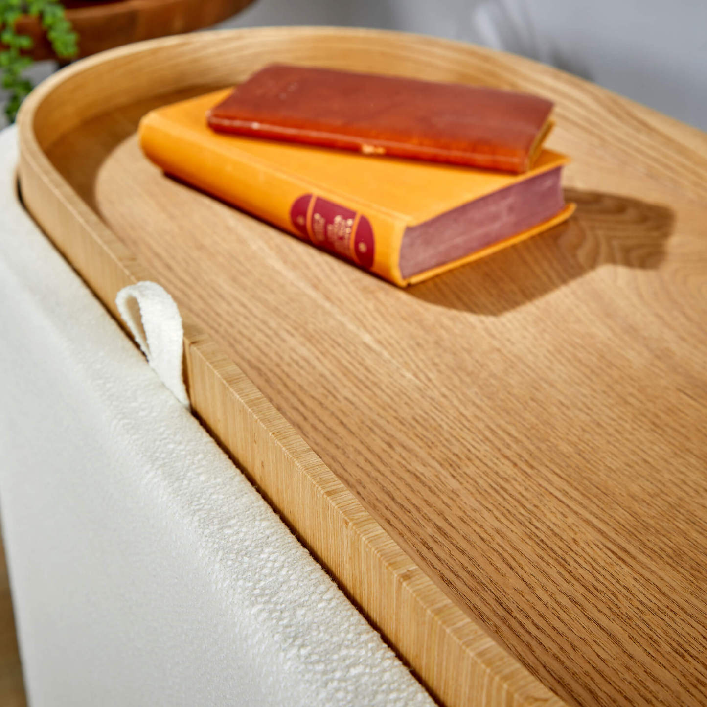 Merida Ottoman with Tray