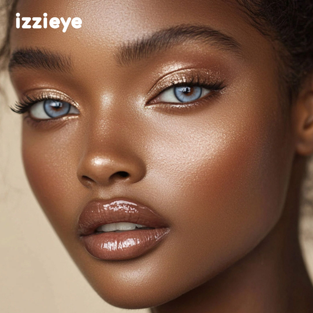 Lunaria Blue Colored Contact Lenses