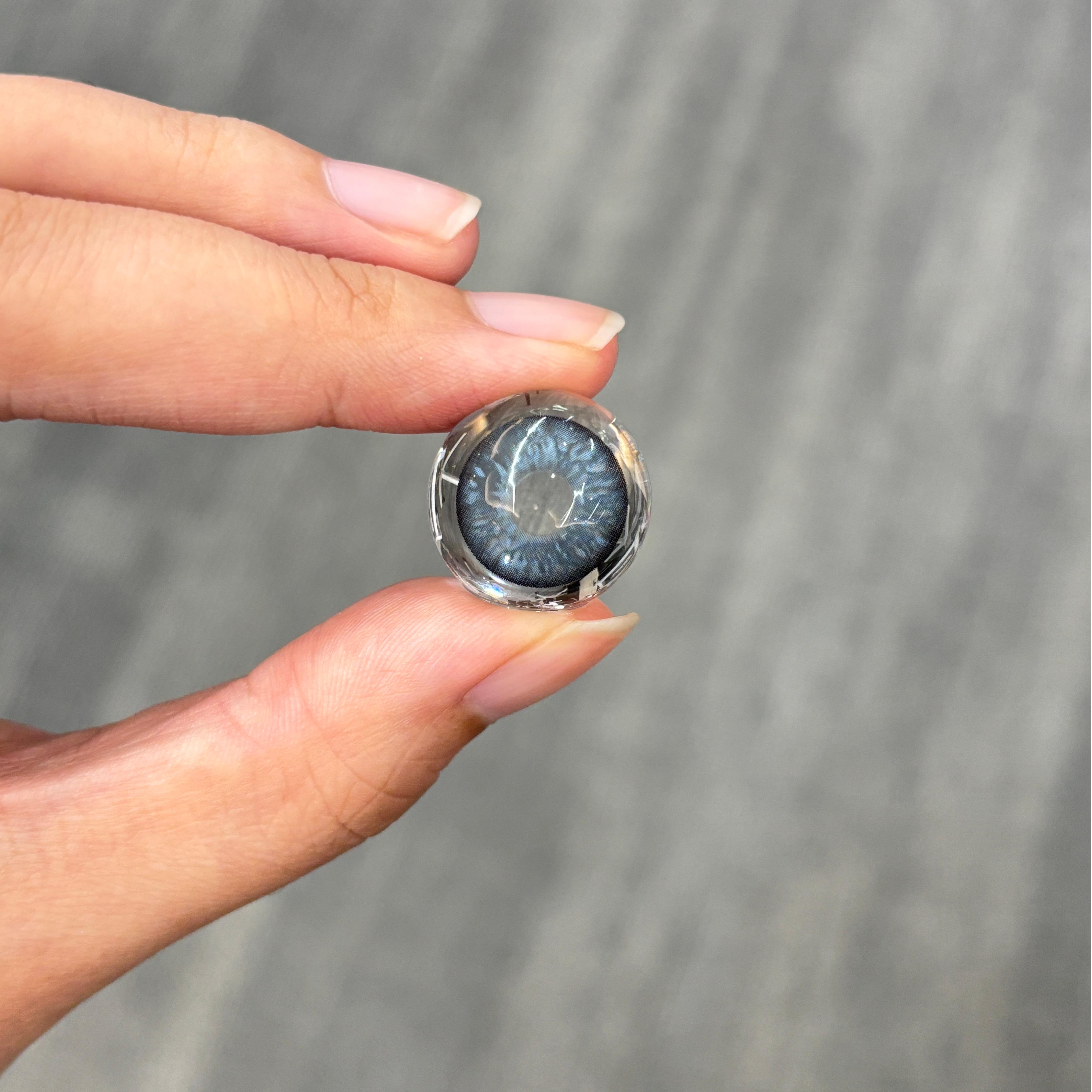 Verdana Blue Colored Contact Lenses