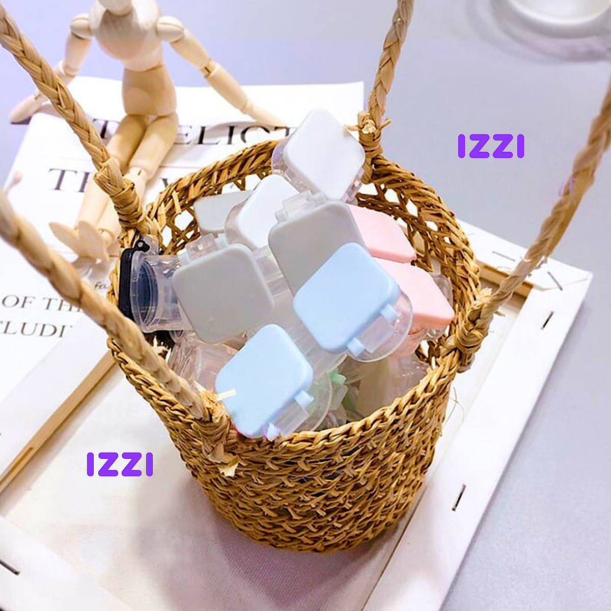 Mistine Lens Case