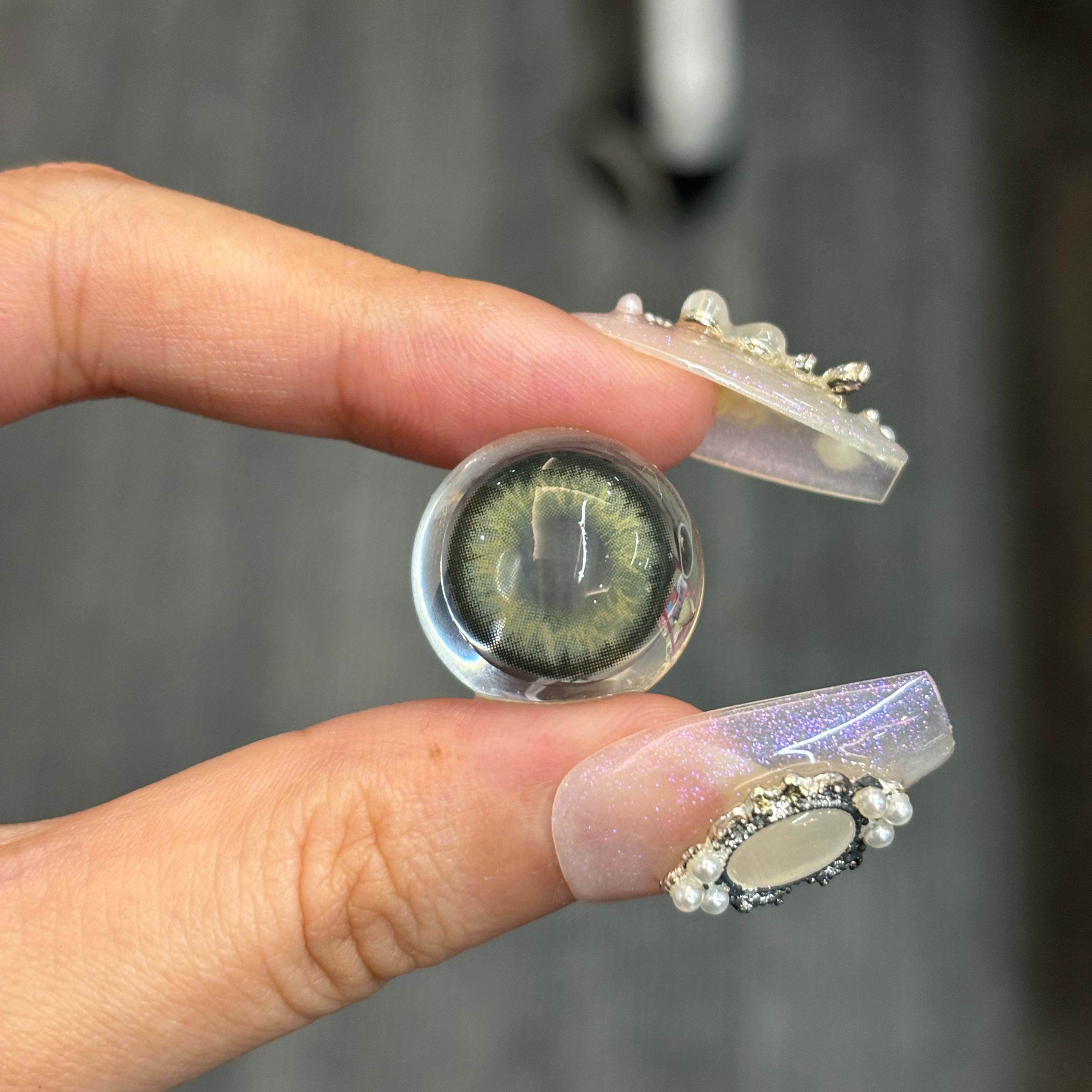 Dawn Green Colored Contact Lenses