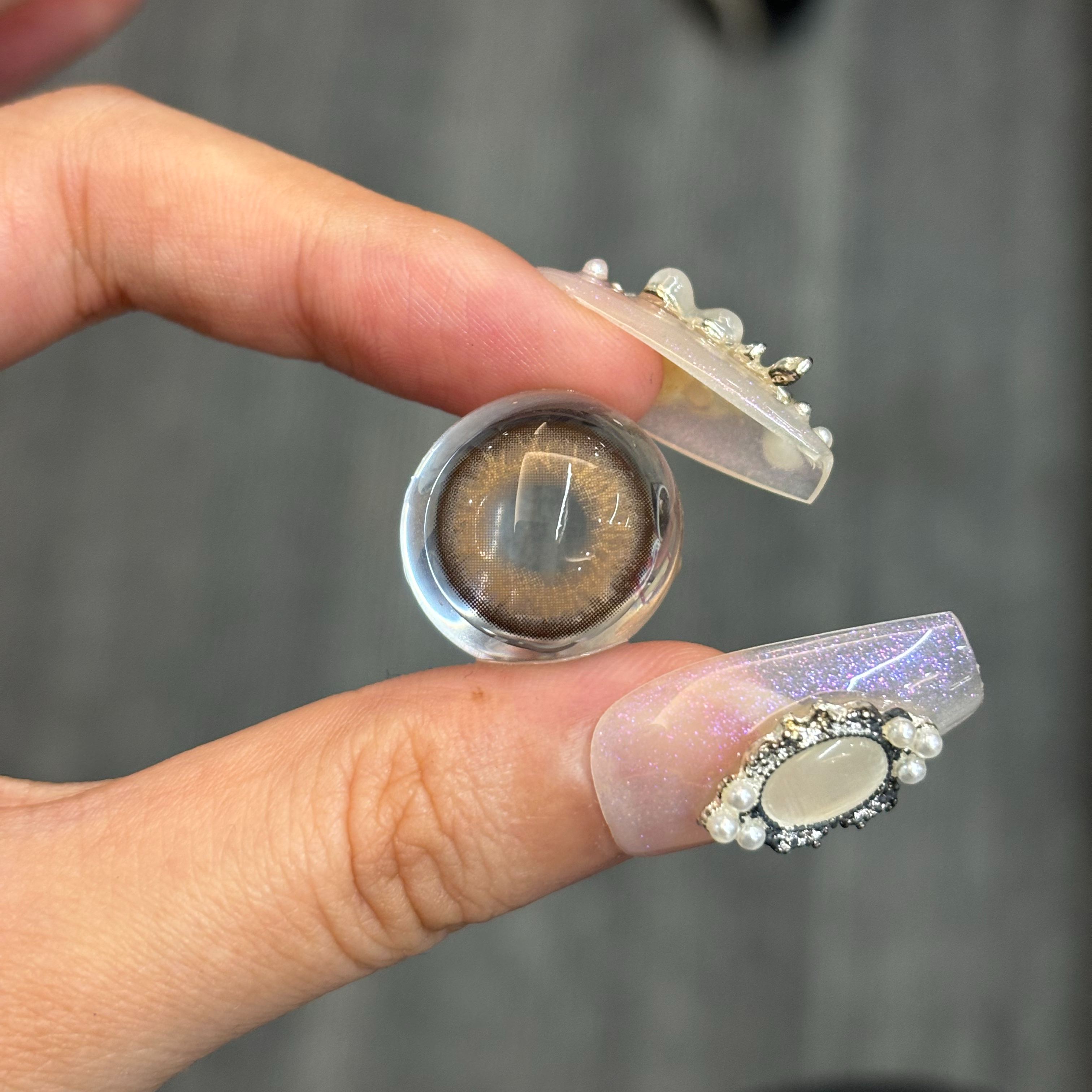 Dawn Brown Colored Contact Lenses