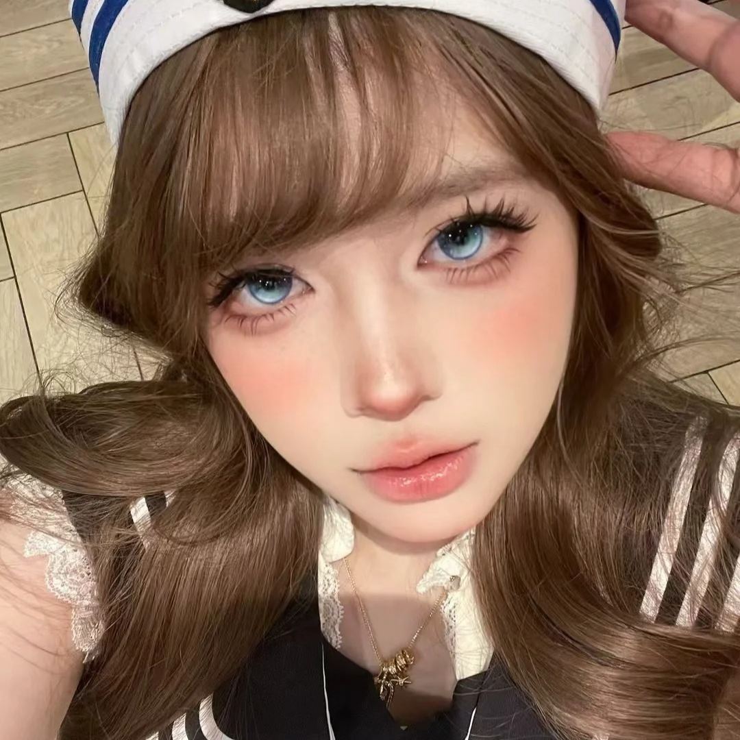 Aurra Blue Colored Contact Lenses