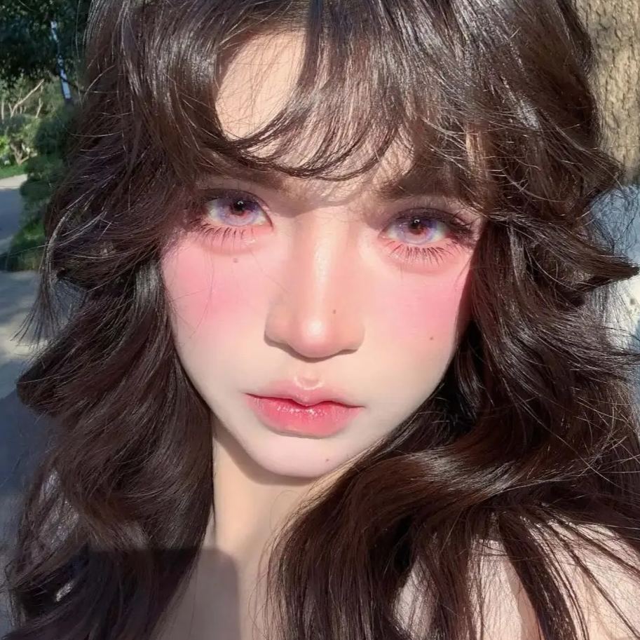 Aurra Pink Colored Contact Lenses