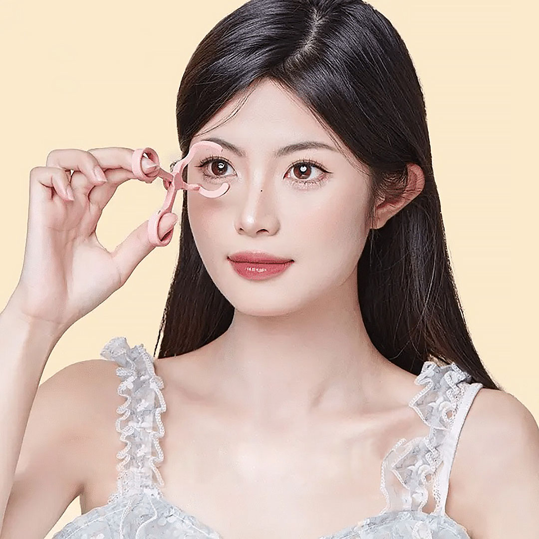 Contact Lens Wearing Aid Tool