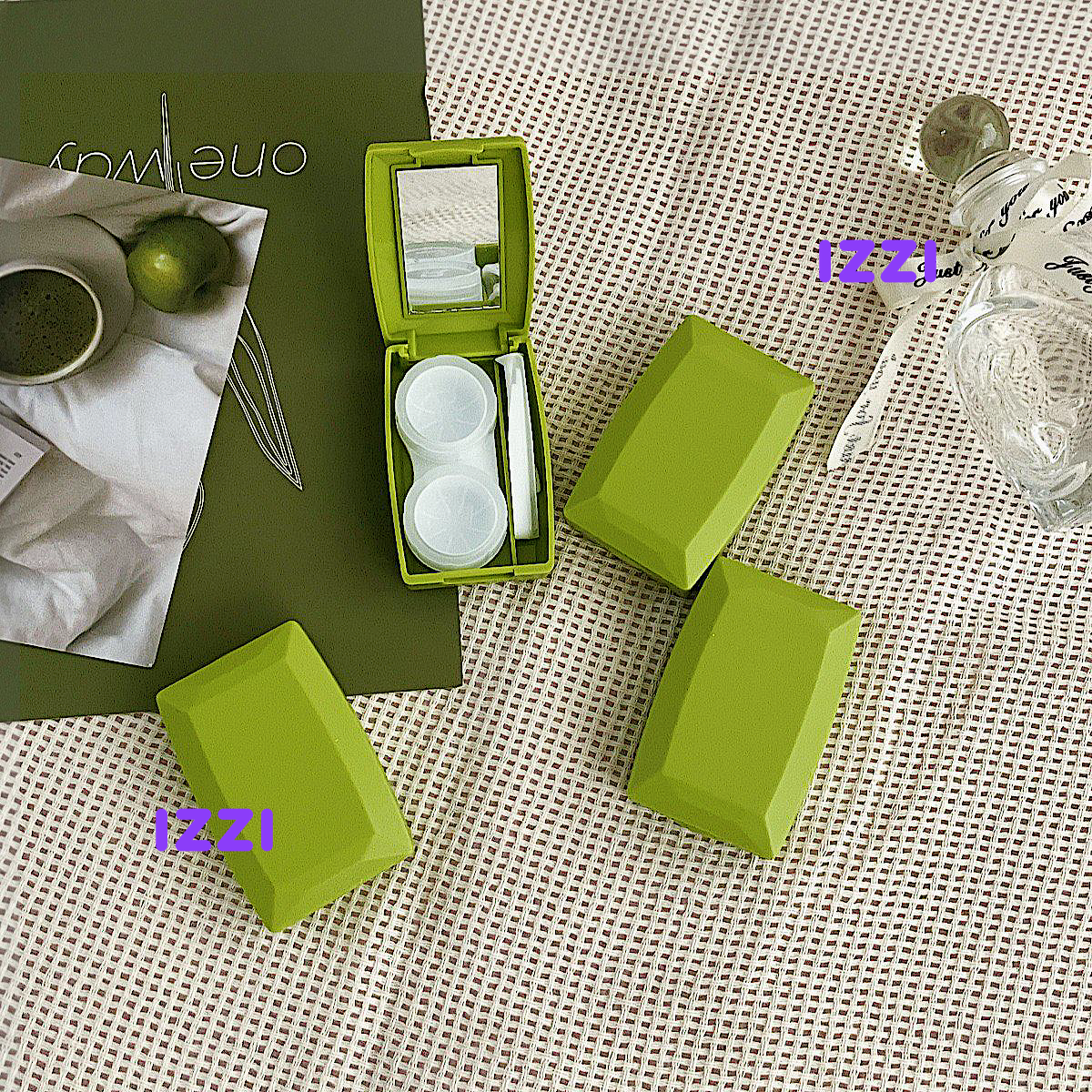 Bloomlet Lens Case