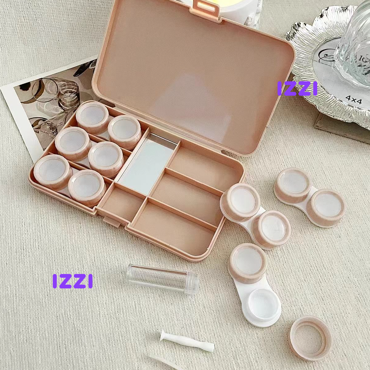 Evarisse  
Lens Case