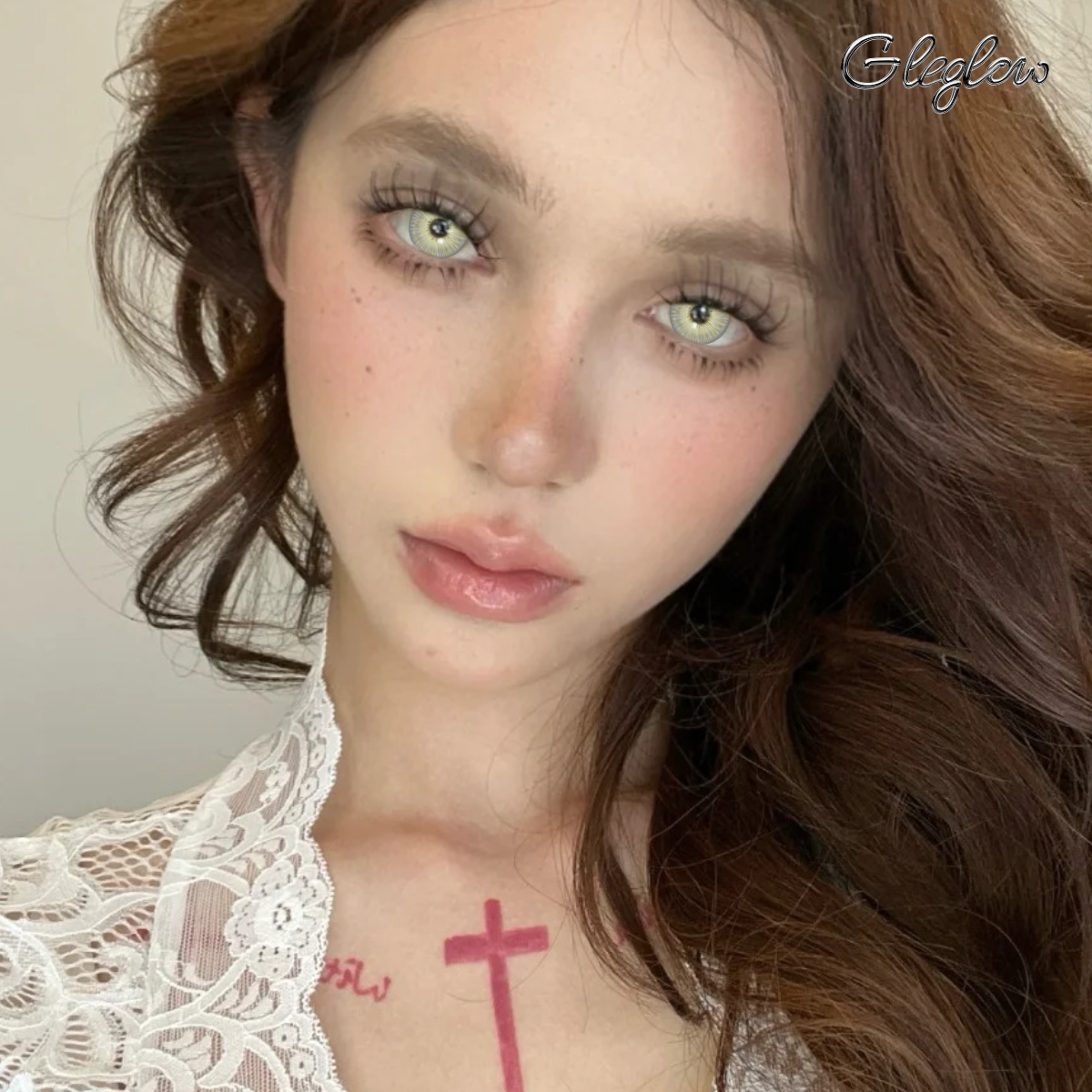 Vaelis Light Brown - 1 Year, 2 lenses Colored Contacts - Gleglow