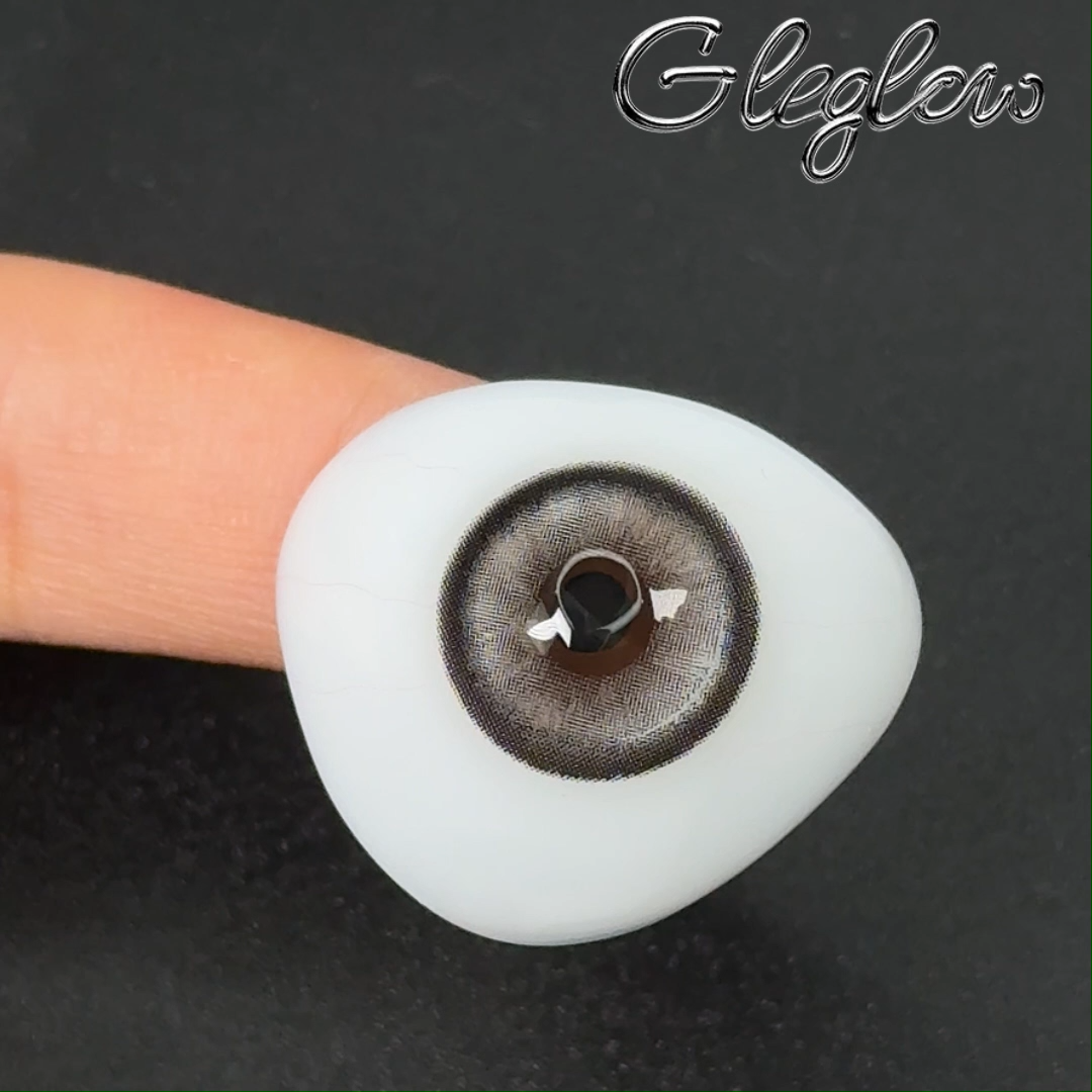 Glema Brown - 1 Year, 2 lenses