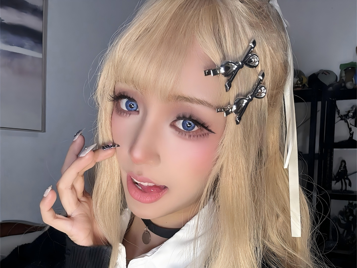 How to Choose Prescription Colored Contacts: A Beginner's Guide to Natural-Looking Eyes