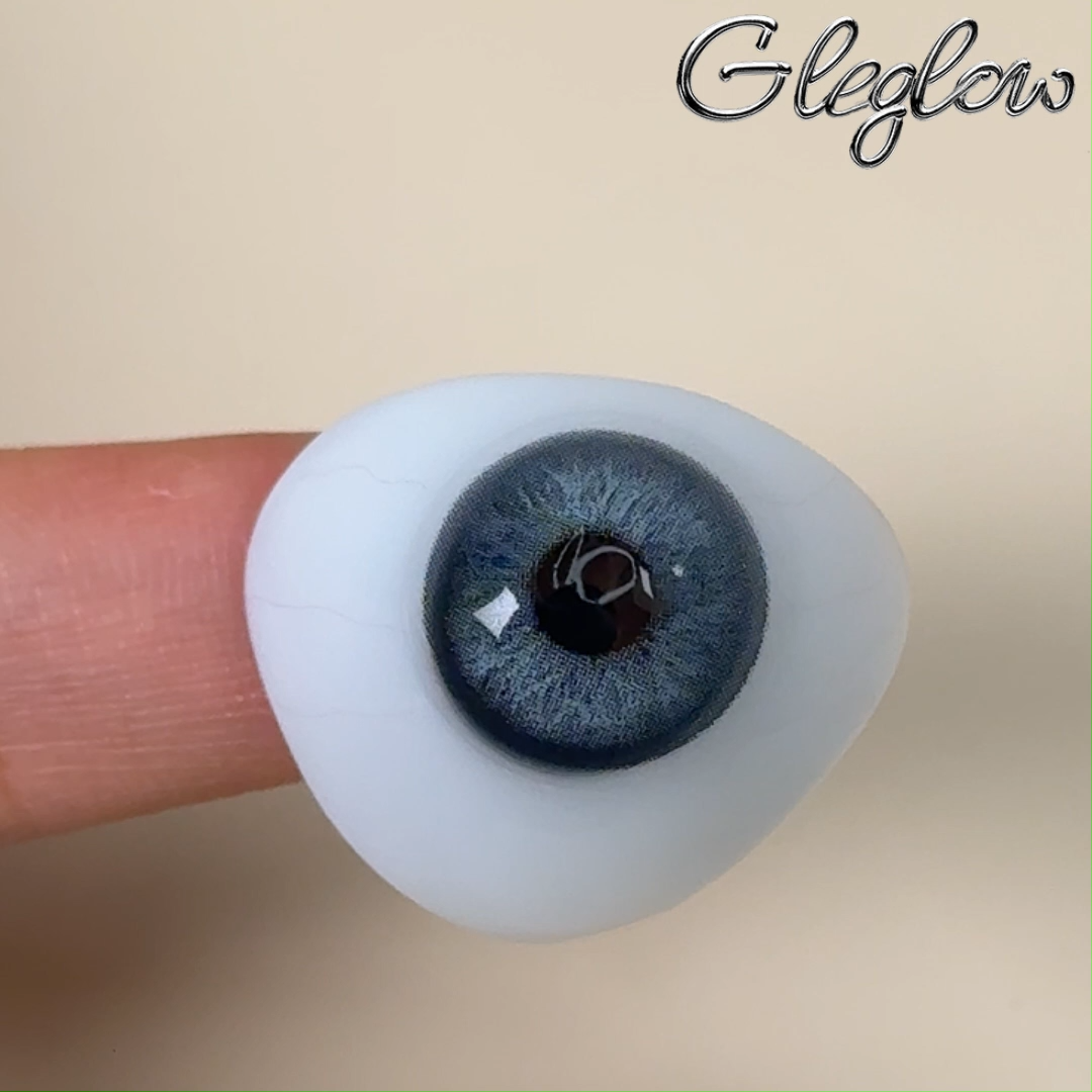 Barbie Taylor Blue - 1 Year, 2 lenses