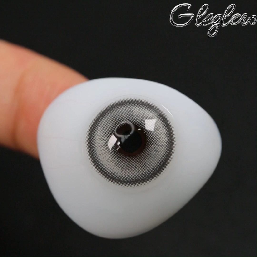 Barbie Grey - 1 Year, 2 lenses