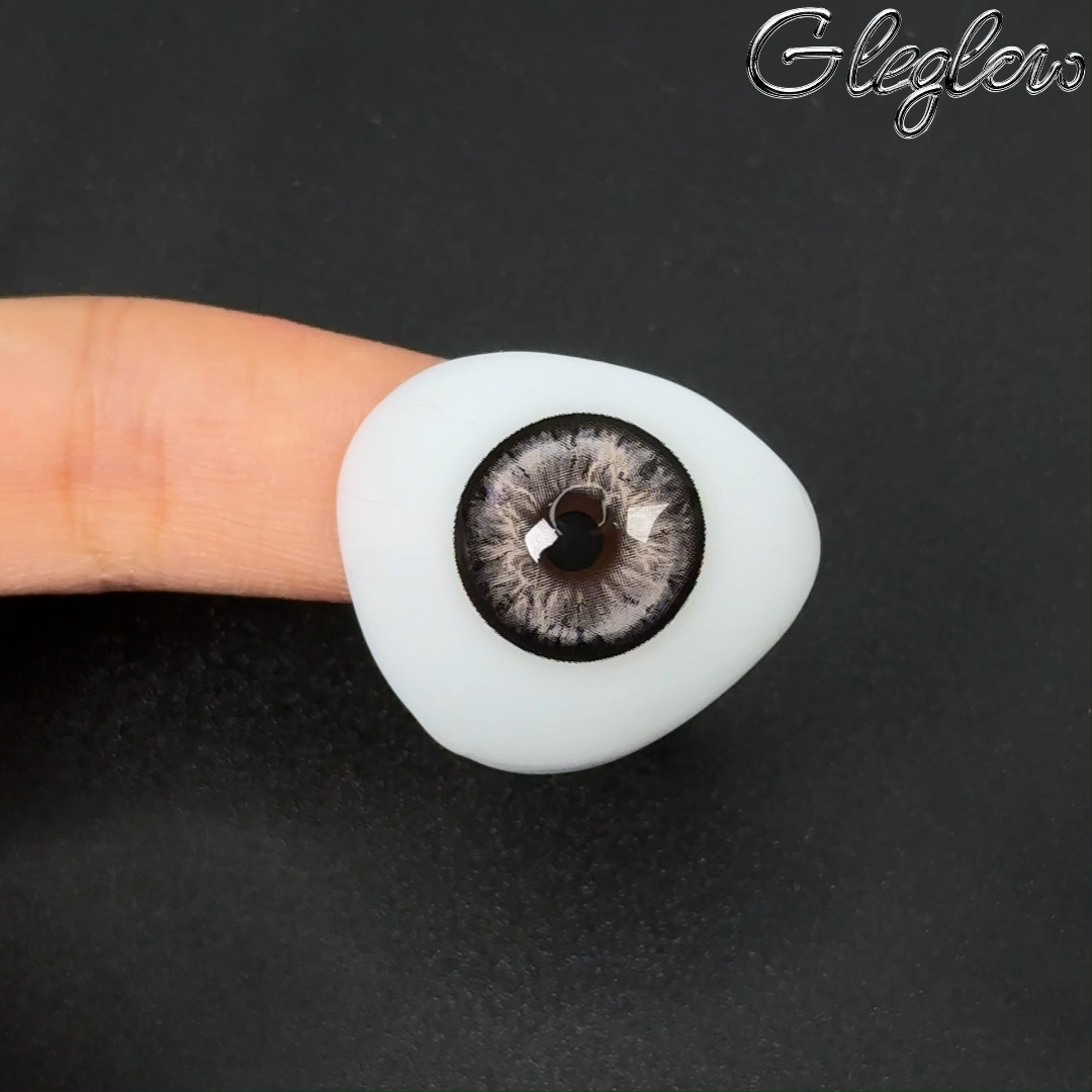 Isolde Grey - 1 Year, 2 lenses