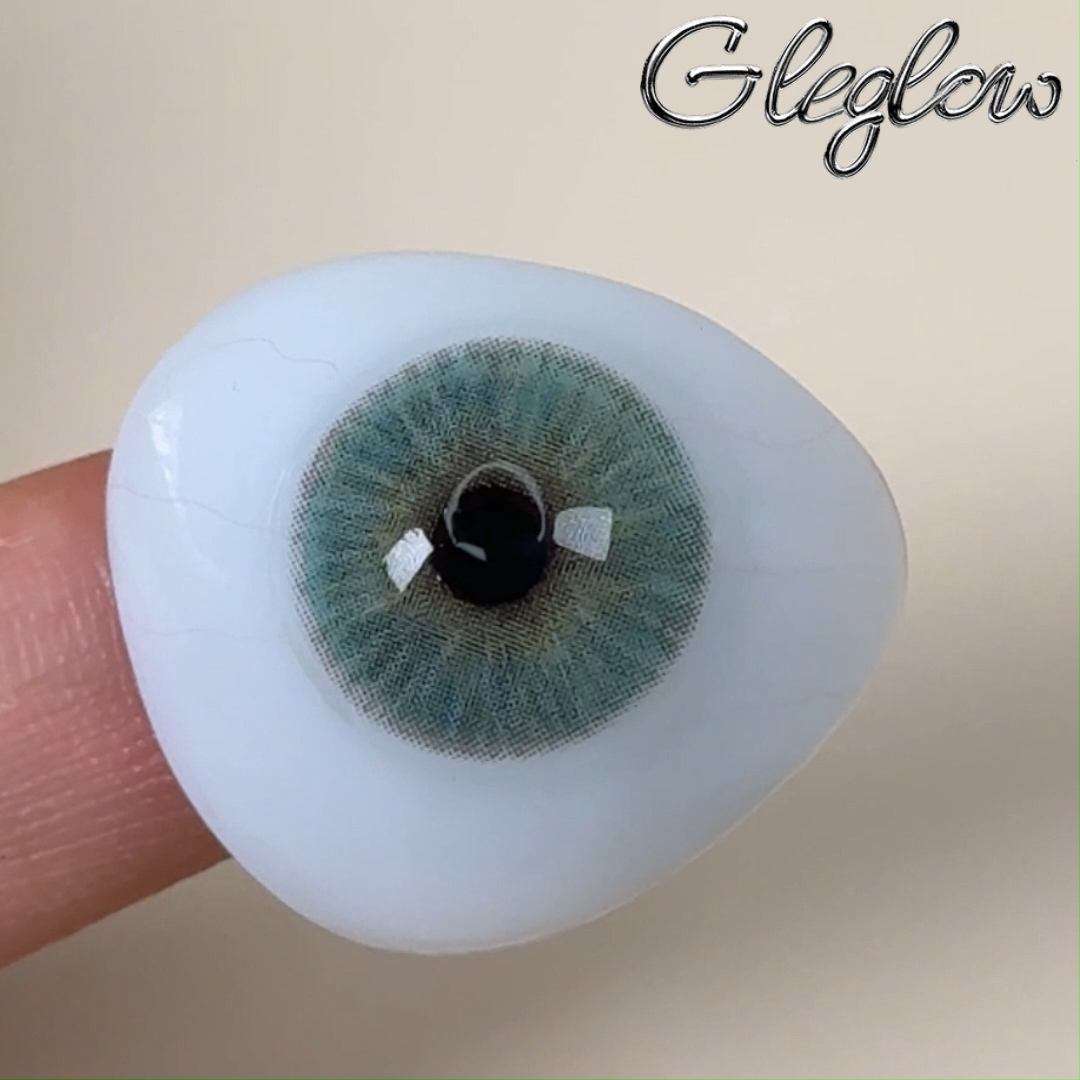 Gloaming Green - 1 Year, 2 lenses