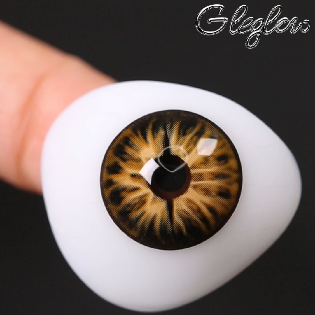 Snake Gaze Brown - 1 Year, 2 lenses