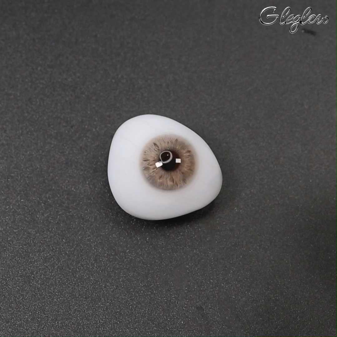 Victoria Grey - 1 Year, 2 lenses