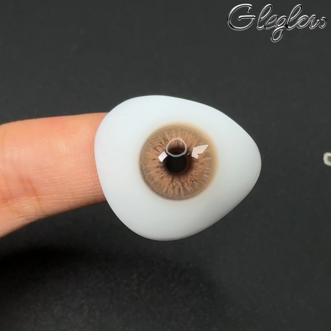 Moeli Brown - 1 Year, 2 lenses