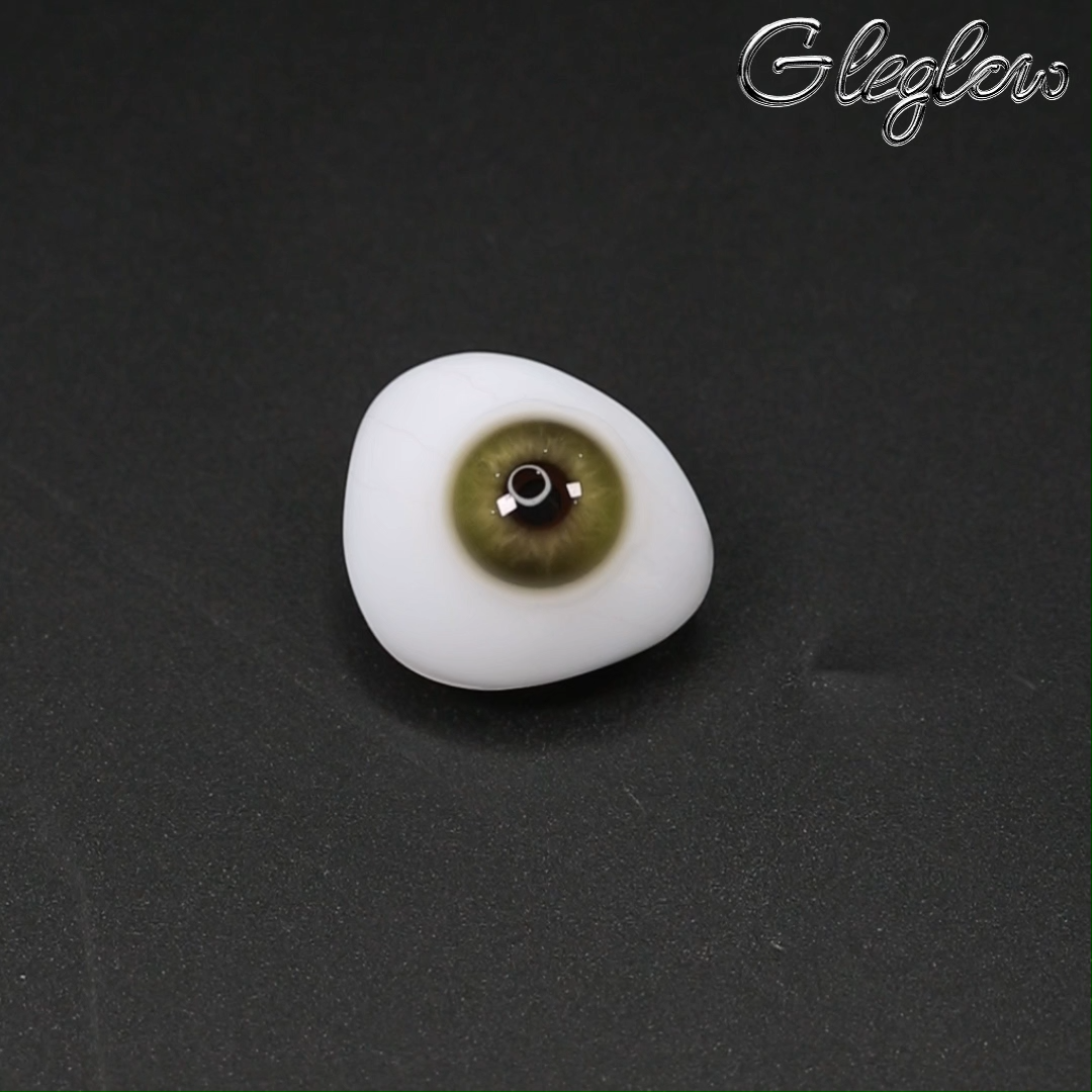Dolce Green - 1 Day, 2 lenses