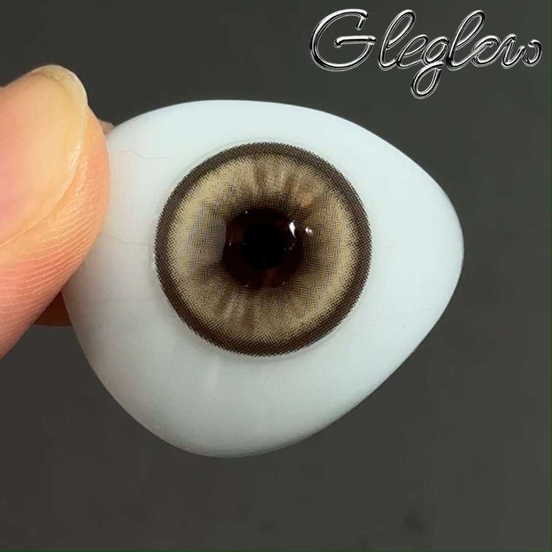 Ivy Brown - 1 Year, 2 lenses